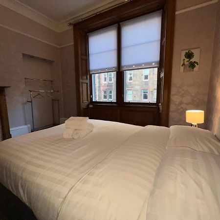 Bright 3 Bedroom Edinburgh City Apt Kültér fotó