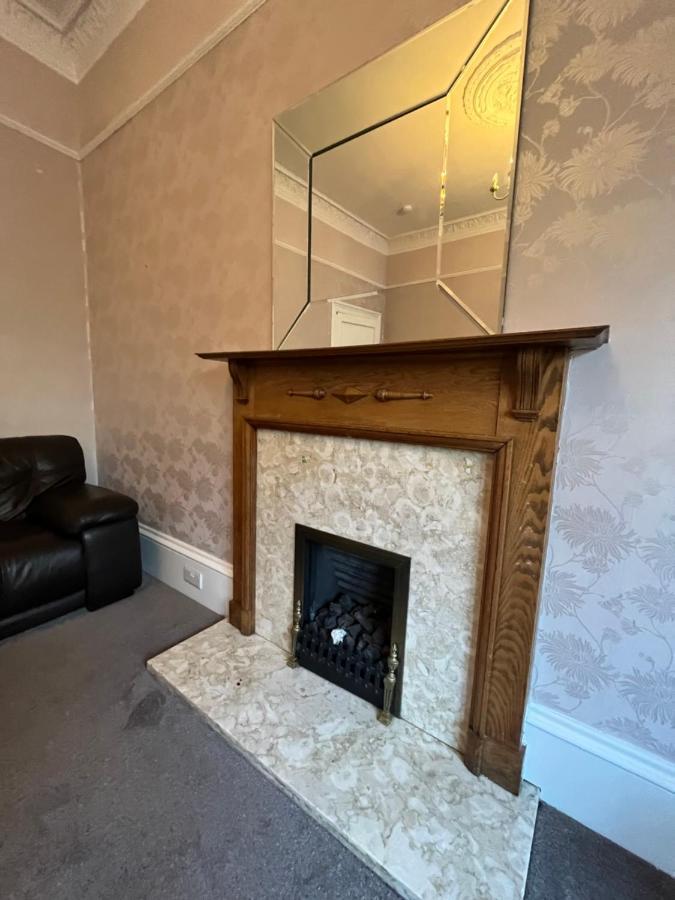 Bright 3 Bedroom Edinburgh City Apt Kültér fotó