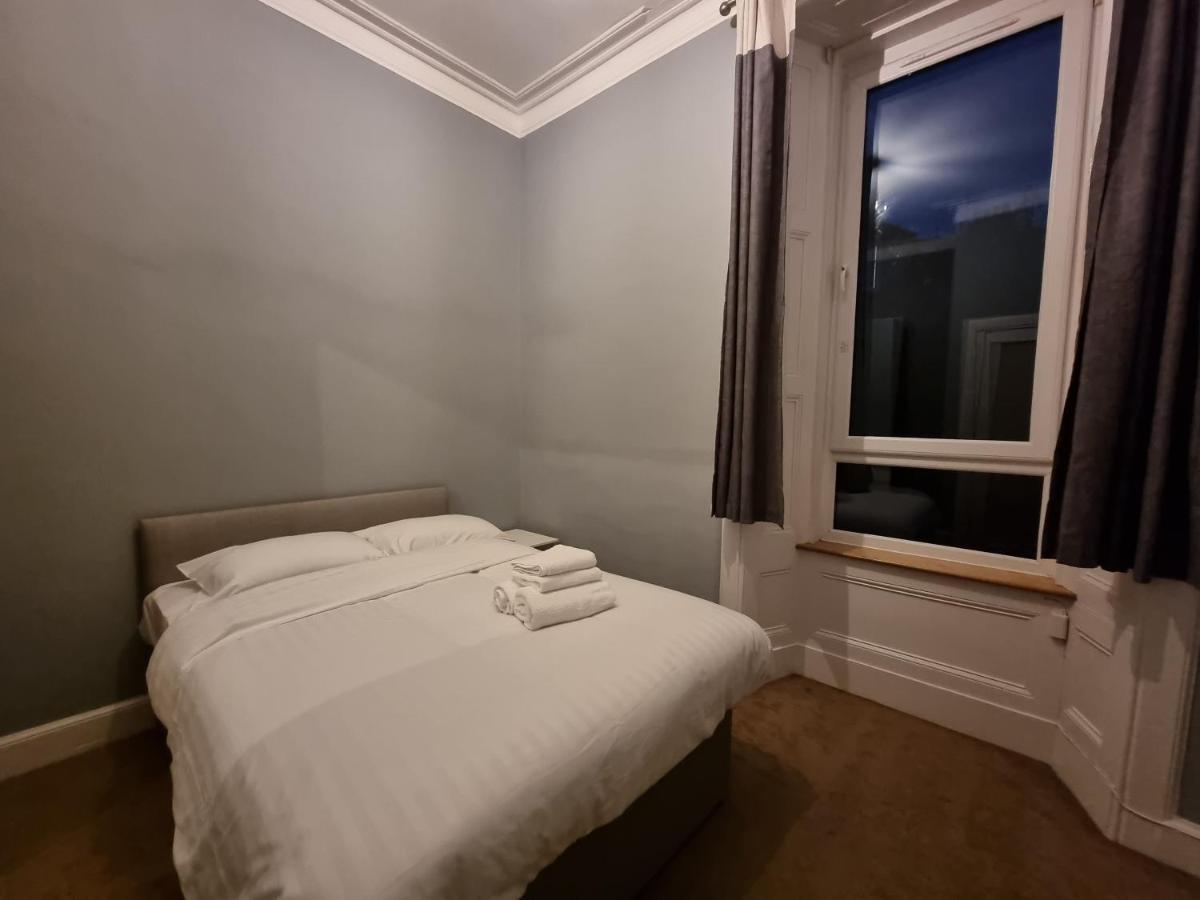 Bright 3 Bedroom Edinburgh City Apt Kültér fotó