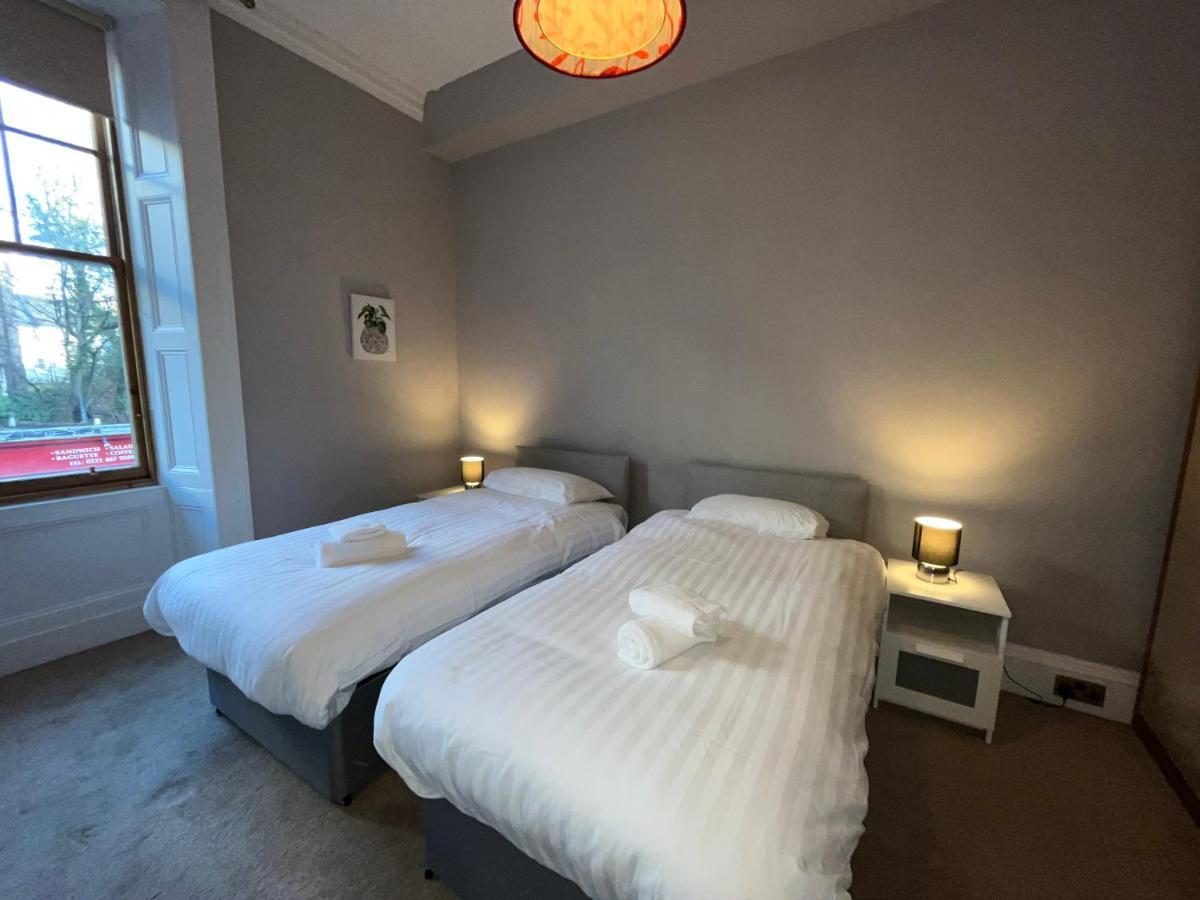 Bright 3 Bedroom Edinburgh City Apt Kültér fotó